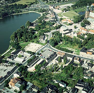 air_gniezno_a1.JPG - 79688 Bytes