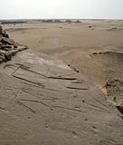 Tropem prahistorycznych artystw Sahary. Kod petroglifw